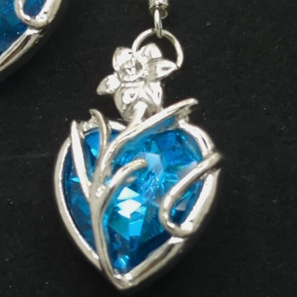 Blue Heart Necklace & Earrings Set - Silver Floral Vine - Gift Boxed - Picture 2 of 2